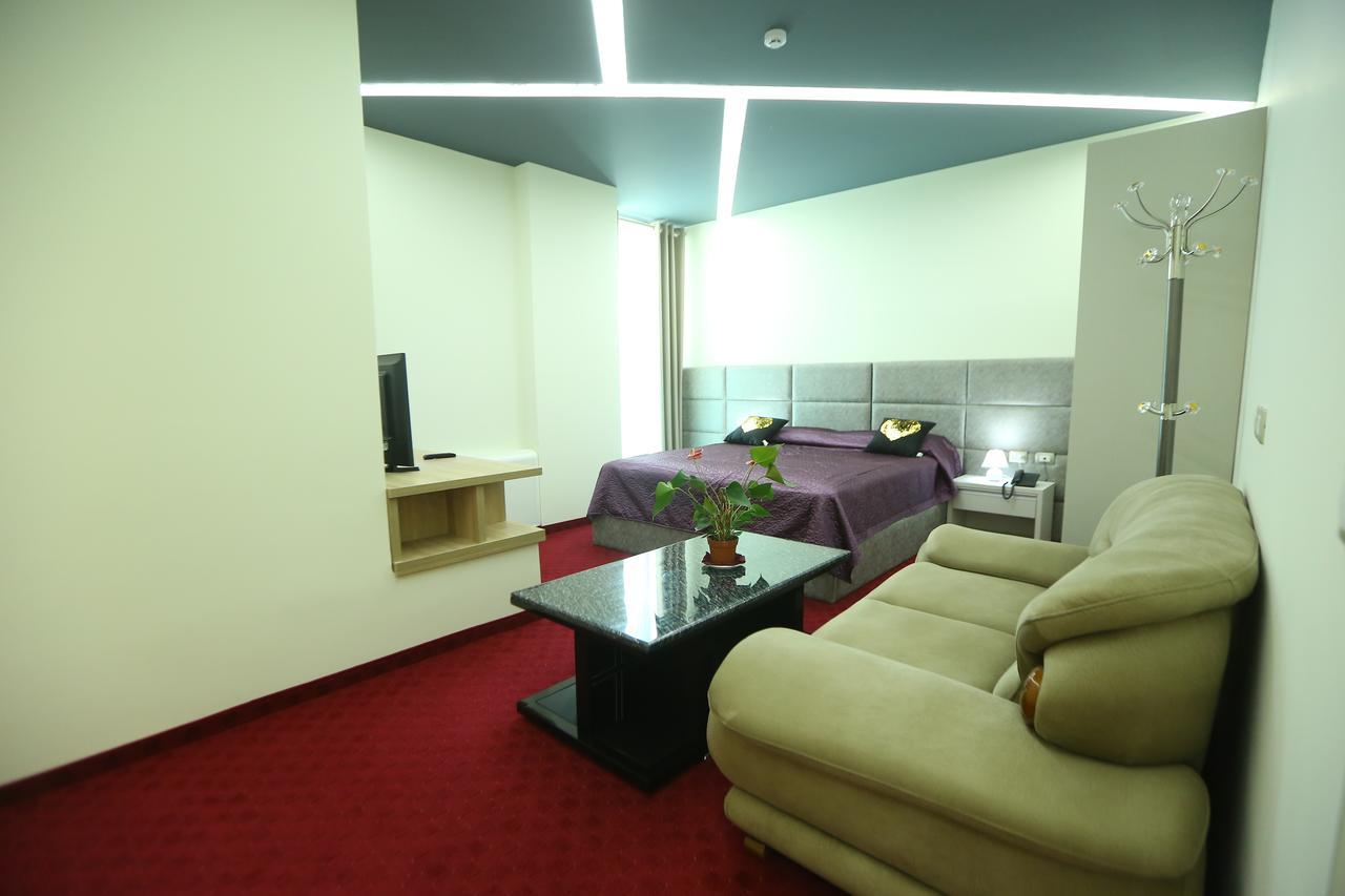 Hotel Vllaznia Shkodër Eksteriør billede