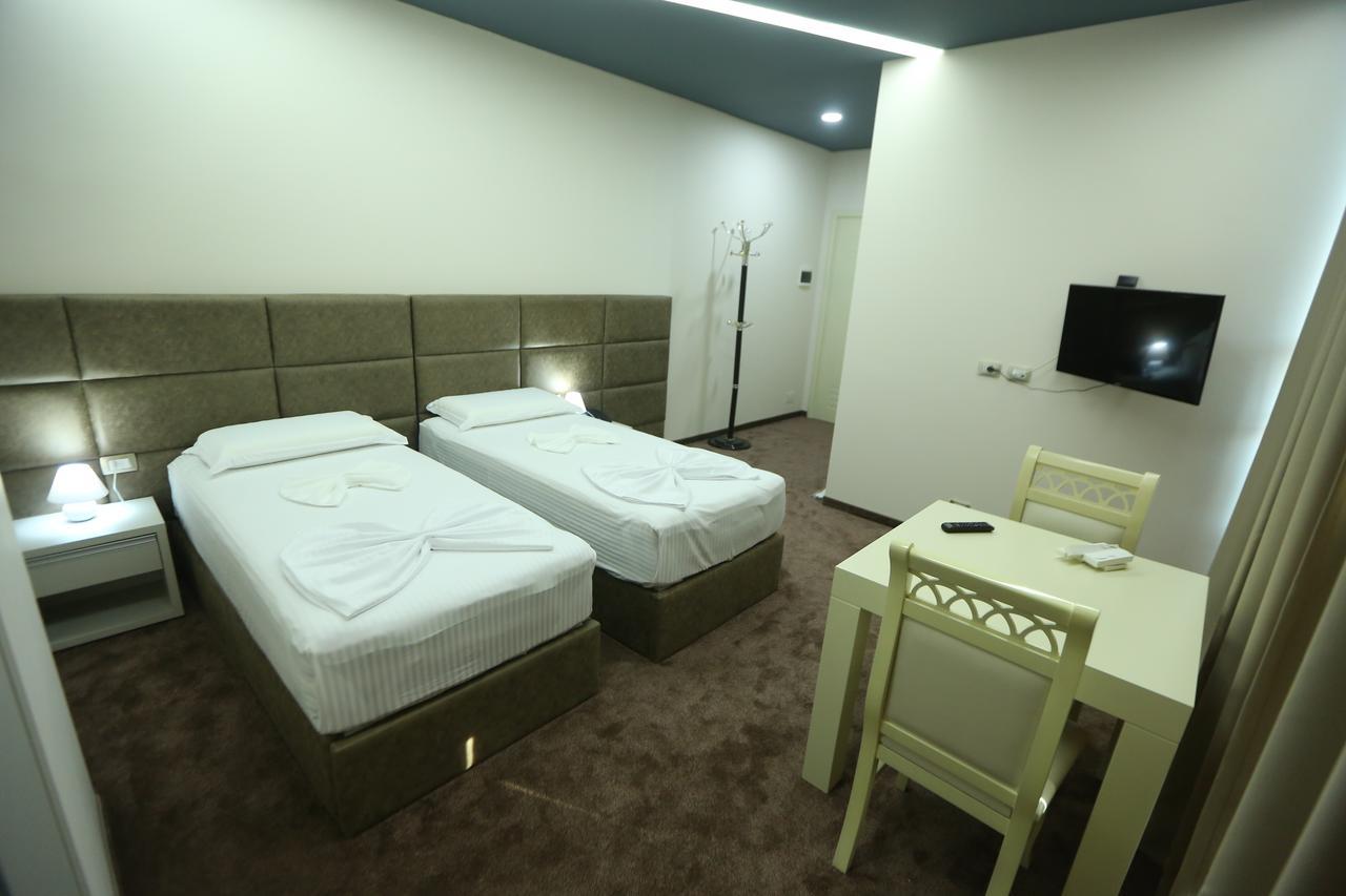 Hotel Vllaznia Shkodër Eksteriør billede