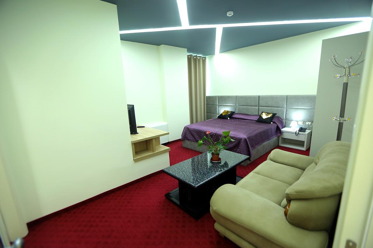 Hotel Vllaznia Shkodër Eksteriør billede