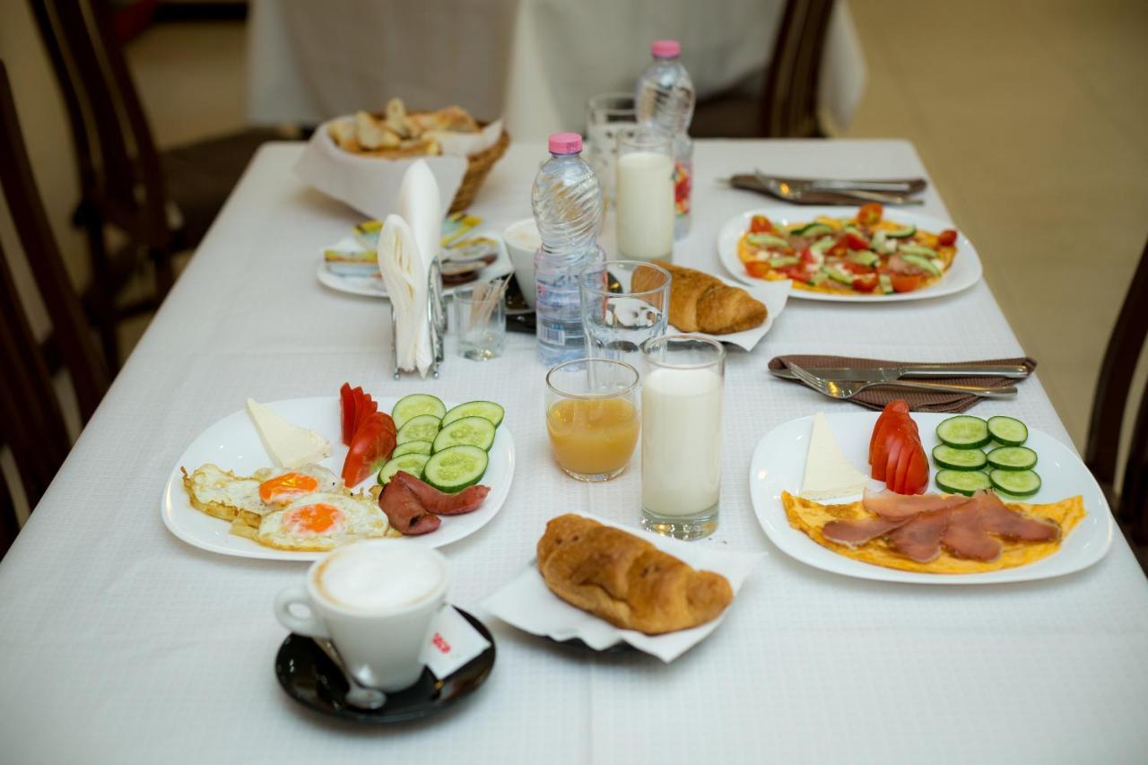 Hotel Vllaznia Shkodër Eksteriør billede